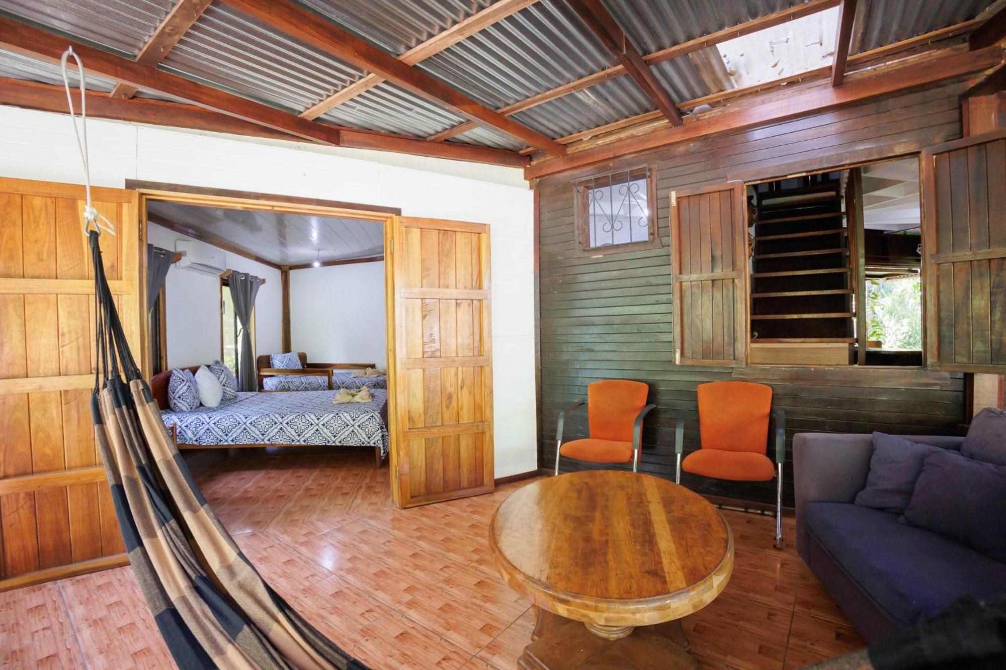 Bungalows Ache Cahuita Exterior photo